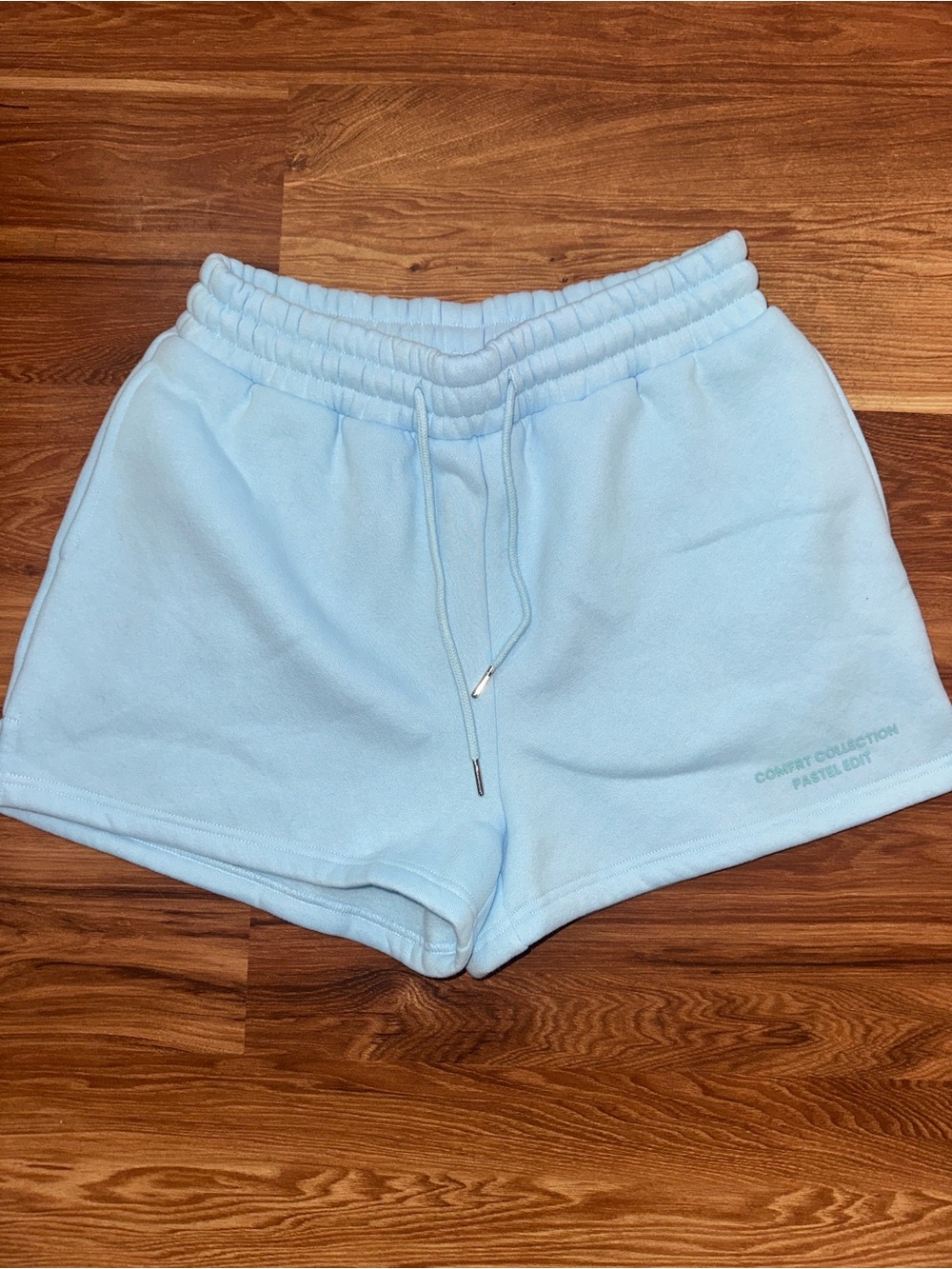 Comfrt baby blue pastel shorts